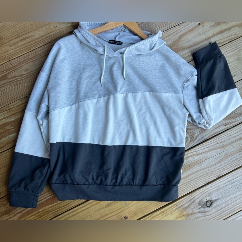 SHEIN multi color large lightweight hoodie - Picture 1 of 6